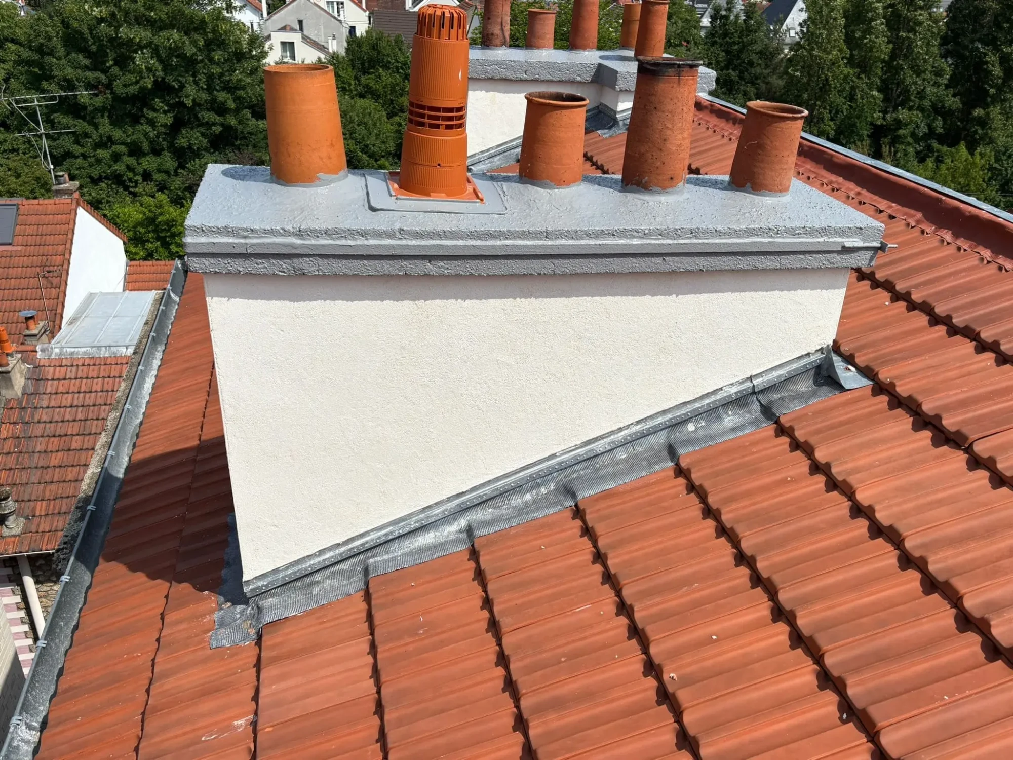 Étanchéité toiture Ermont – Prévention des fuites et amélioration du confort thermique.